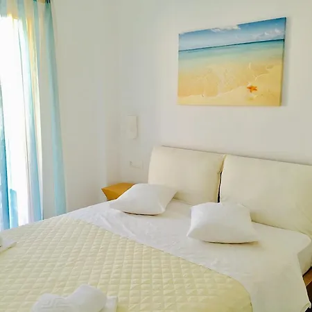 Eleftheria Luxury Apartment *